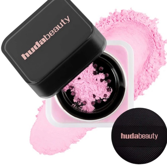 HUDA BEAUTY Other - Huda Beauty baby bake Uber birthday cake